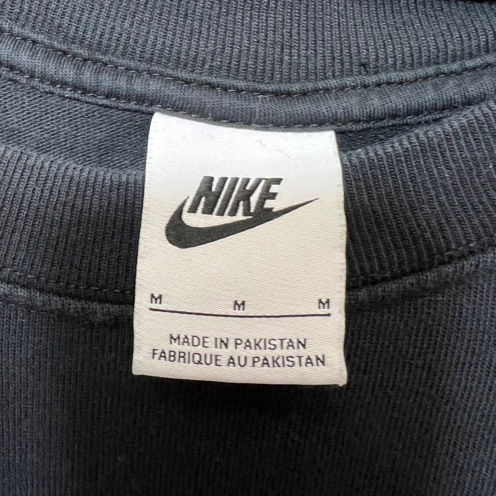 Nike Sportswear Big Swoosh Short-Sleeve Crew Sweatshirt Top Black M - Picture 3 of 9